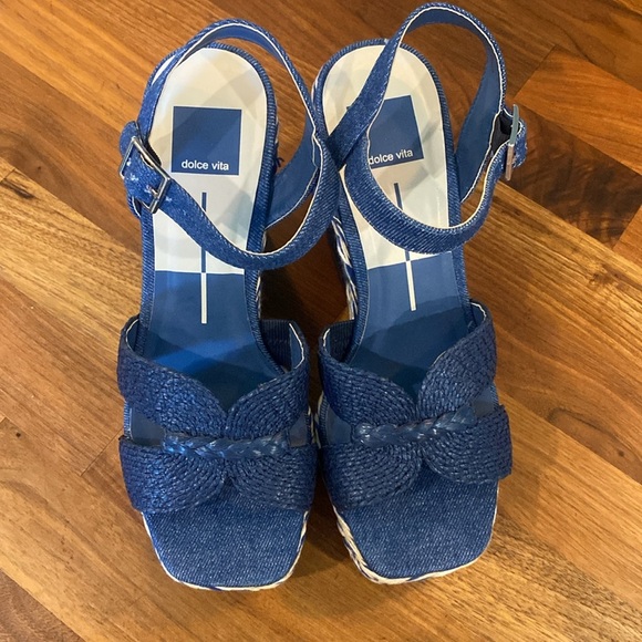 Dolce Vita Cale Blue Denim Chunky Platform Heels - Picture 7 of 10